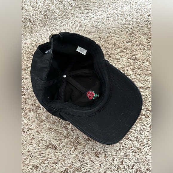 hat - Picture 3 of 3